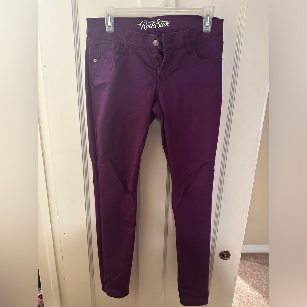 Old Navy rockstar low rise purple jeans. Size 6